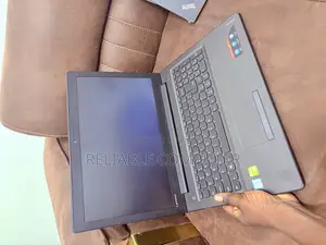 Laptop Lenovo IdeaPad 320 4GB Intel Core I5 HDD 1T