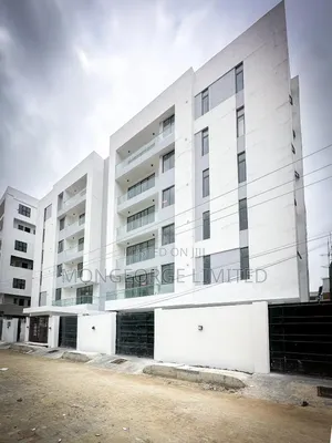 2bdrm Apartment in Lekki Phase 1 for sale