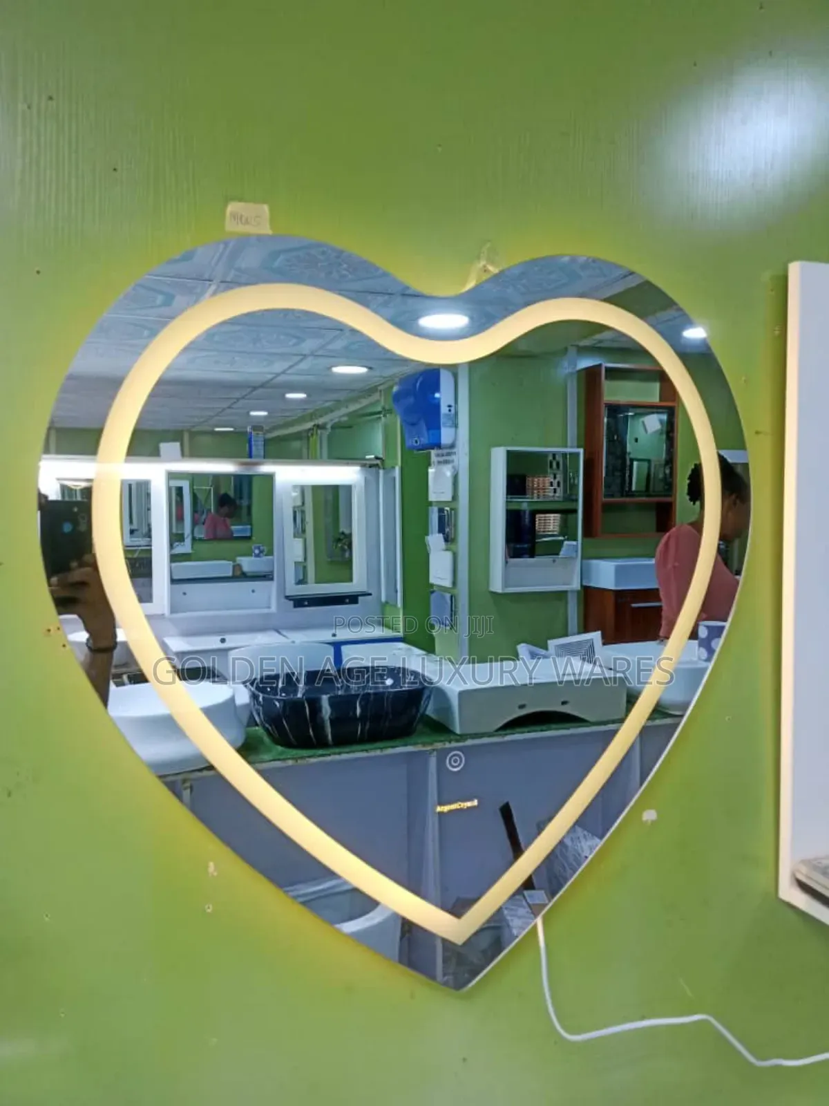Love Shaped Led Mirror With Lights