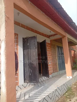 Photo - A Well Finished Spacious Single Shop