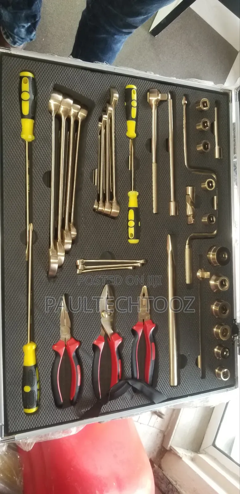 %Brass Tool Available (Usa Standard)