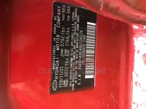 Hyundai Elantra 2012 Red