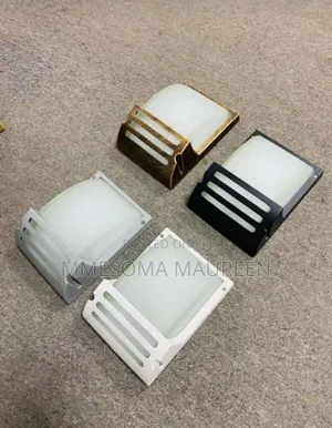 Fence Light Cast Body Glass