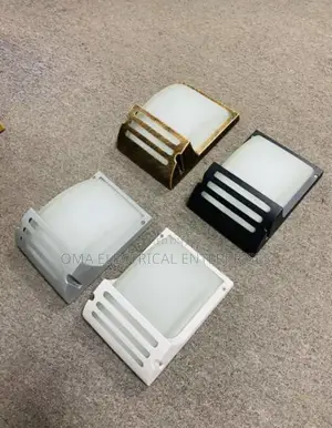 Fence Light Cast Body Glass