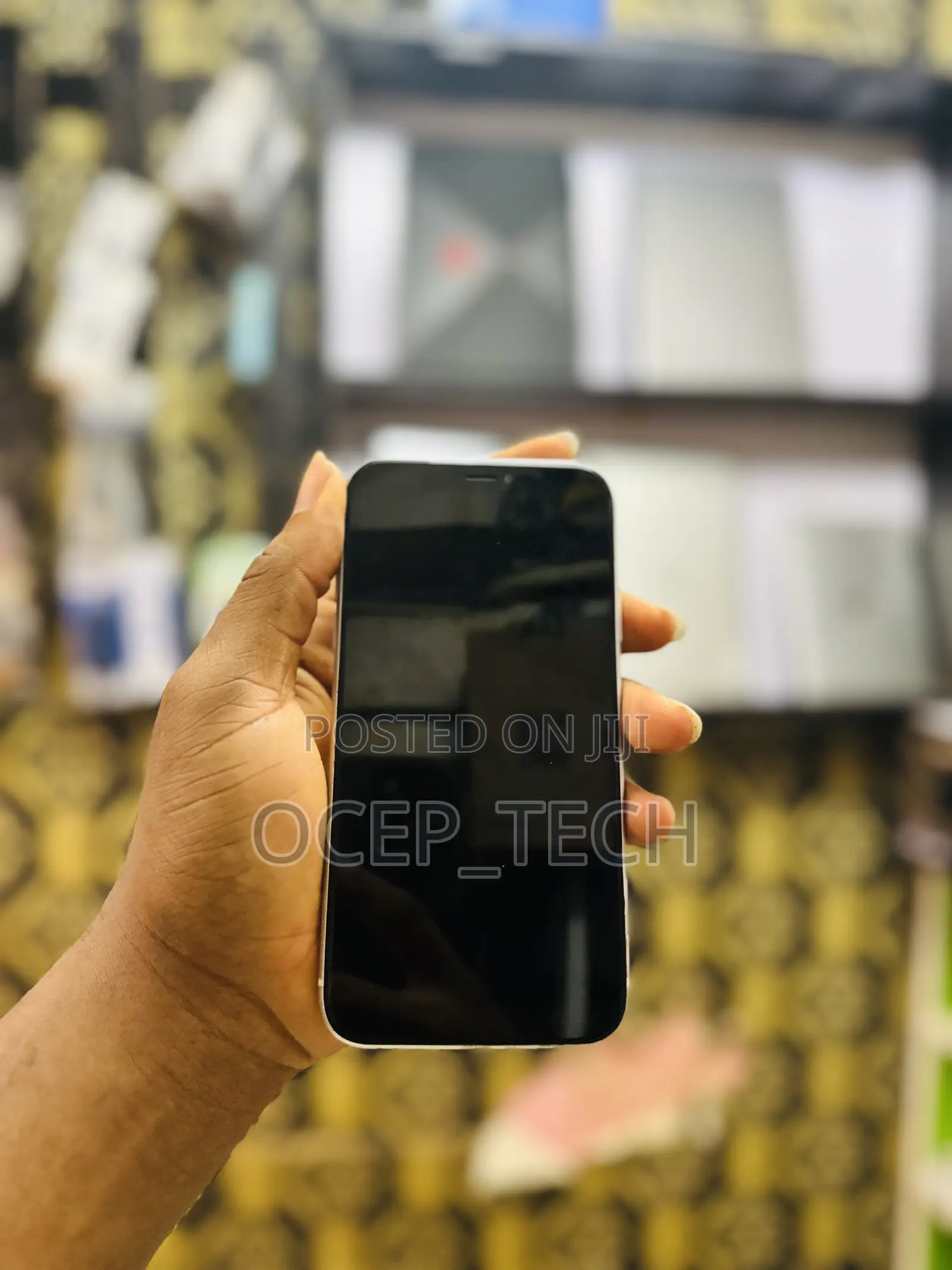 Apple iPhone XR 64 GB White
