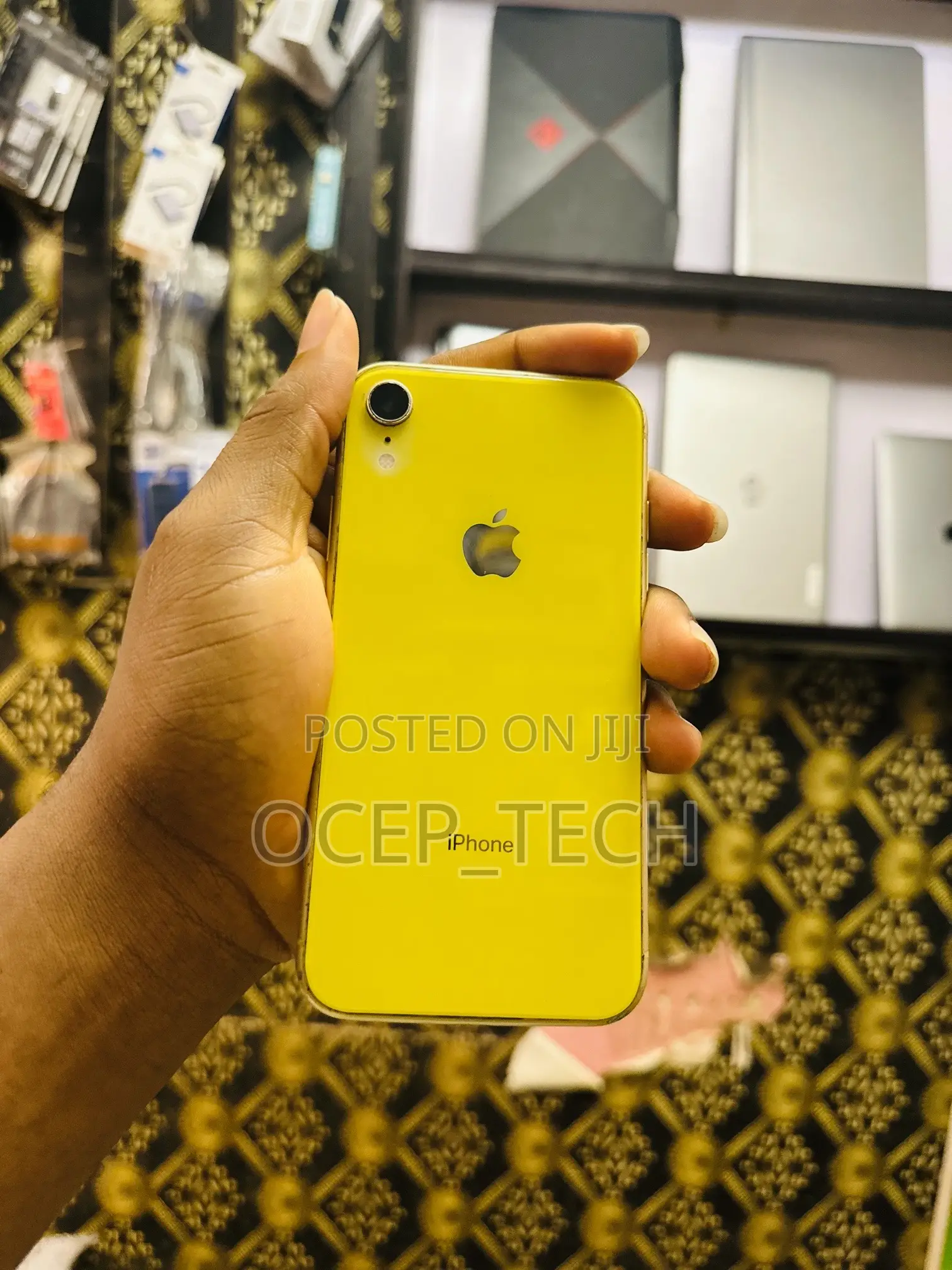 Apple iPhone XR 64 GB Yellow
