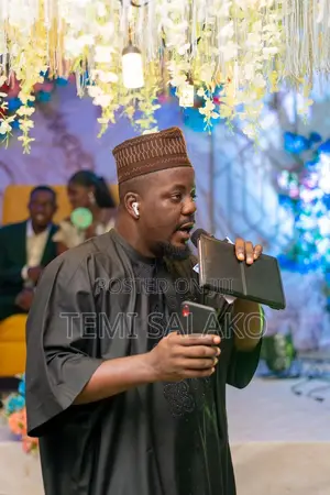 Top Class Mc in Lagos