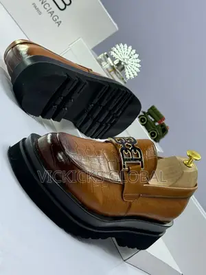 Balenciaga Glosdy Leather Double Sole Shoes