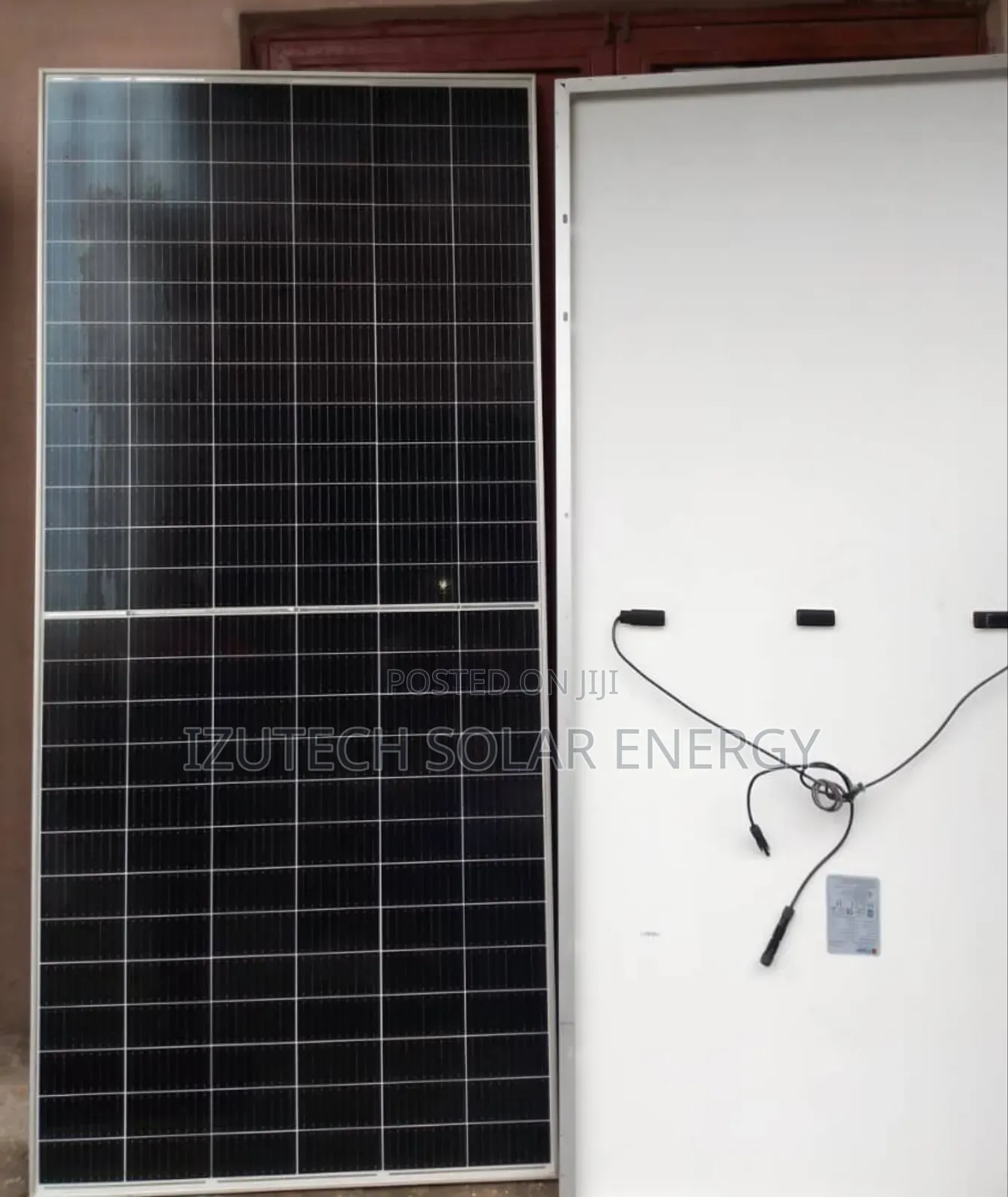 Jinko 550watts Panel