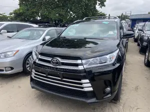 Toyota Highlander XLE V6 4x2 (3.5L 6cyl 6A) 2016 Black