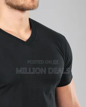 Custom Fit Men's Black v- Neck T-Shirt