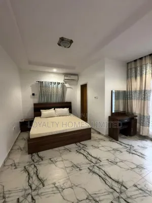 4bdrm House in Ikeja for rent