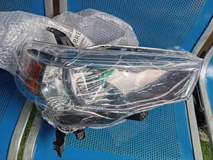 Set Headlight 4runner 2015