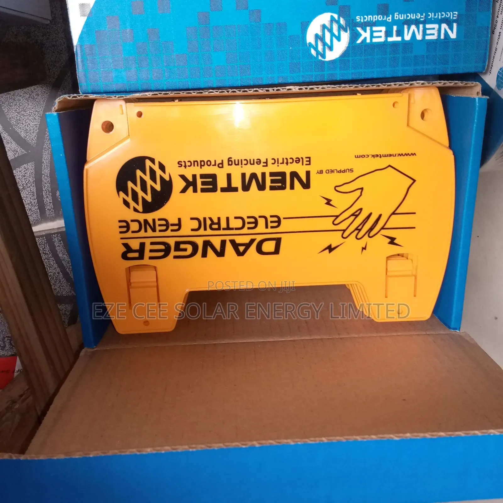Electric Fence Wire Caution Sign