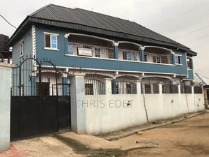 Photo - 8bdrm Apartment in Uyo for sale