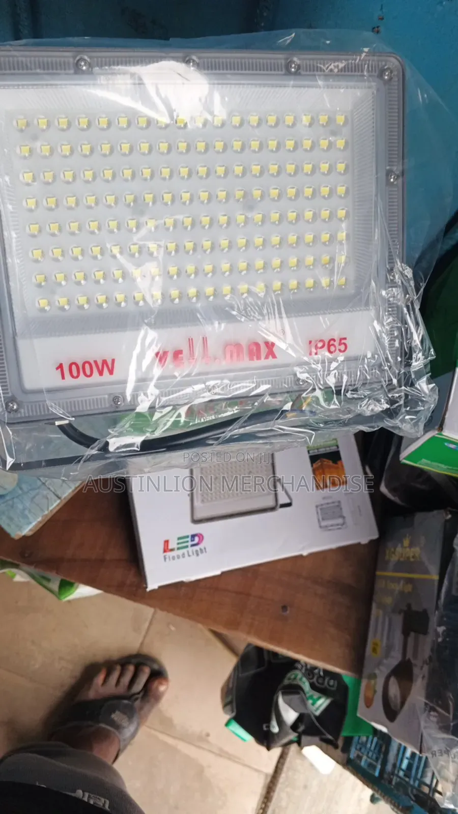 Vellmax Floodlight Fitting