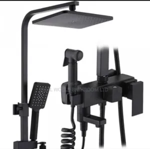 Square Standing Shower Black