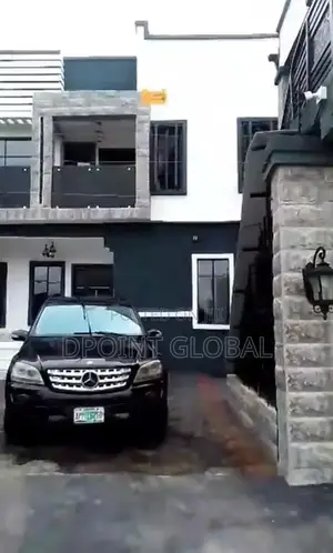Furnished 13bdrm House in Bucknor for sale