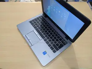 Laptop HP EliteBook 820 G2 8GB Intel Core I5 HDD+SSD 500GB