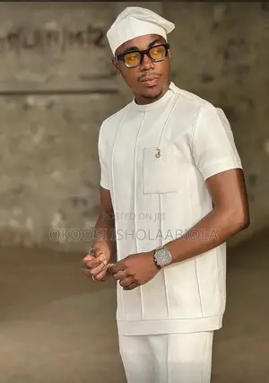 Photo - Nice Senator Wears