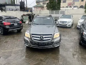 Mercedes-Benz GLK-Class Base GLK 350 4dr 4x2 (3.5L 6cyl 7A) 2015 Gray