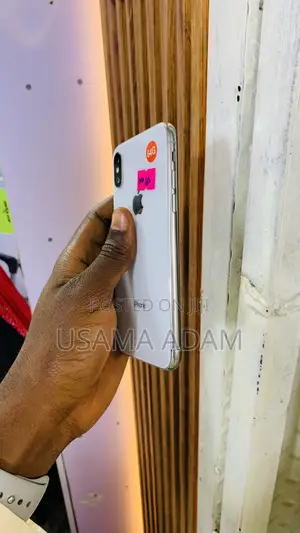 Apple iPhone X 64 GB White