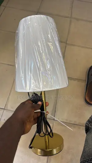 Magnificent Table Lamps for Hotel Rooms