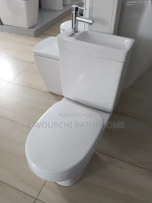 Close Coupled Wc With Wash Hand Basin on Top