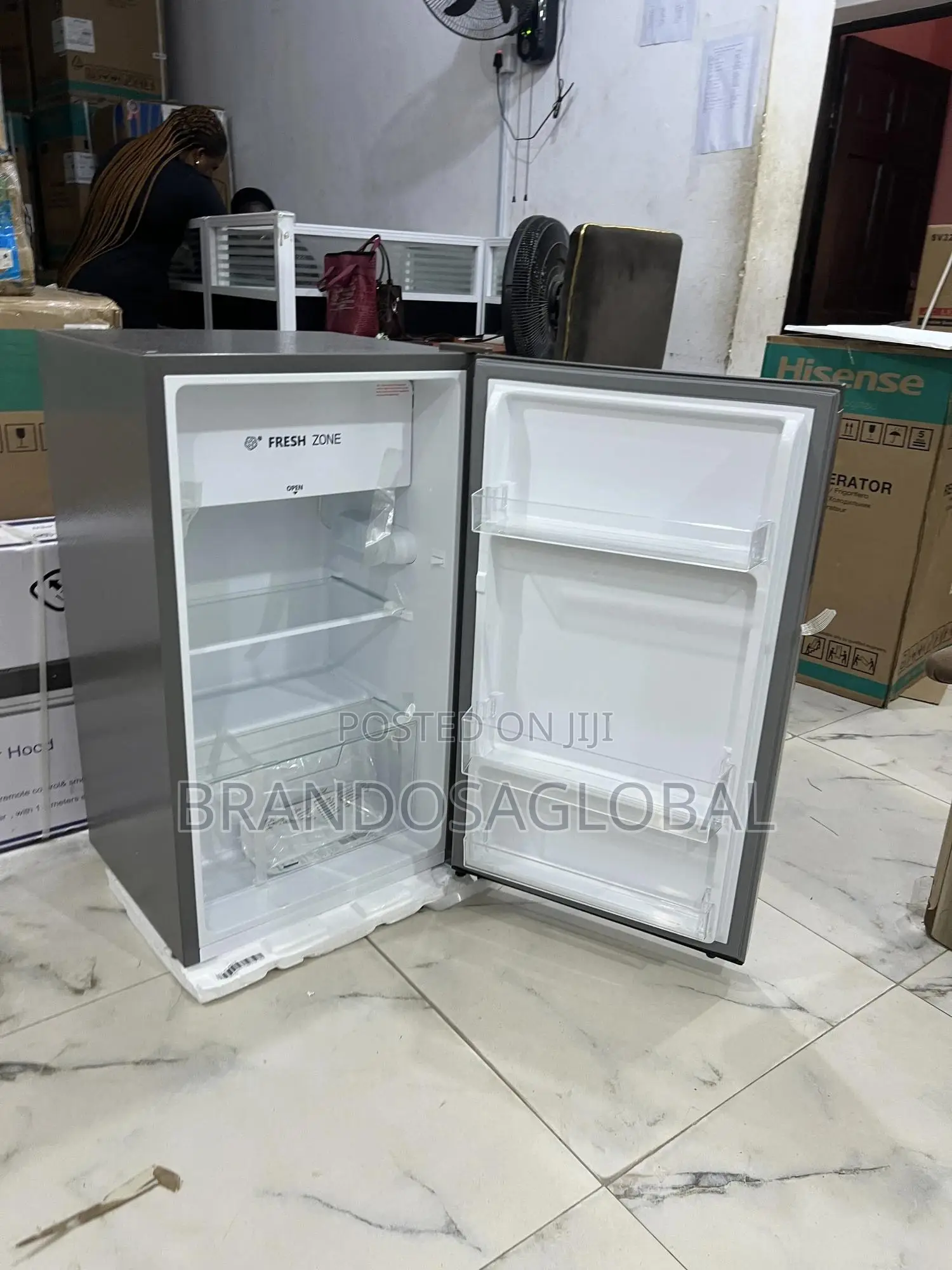 Hisense 093dr: Compact Refrigeration Solution
