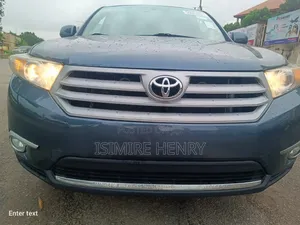 Toyota Highlander SE 3.5L 4WD 2013 Blue