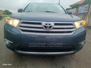 Toyota Highlander SE 3.5L 4WD 2013 Blue