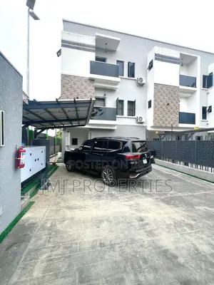 Furnished 4bdrm Townhouse / Terrace in Huambo Crescent, Zone 7 / Wuse