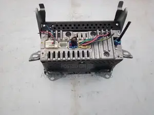 2005 -2006 Toyota Camry Radio