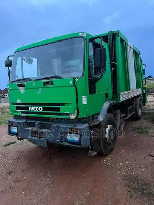 Iveco Dustbin Truck
