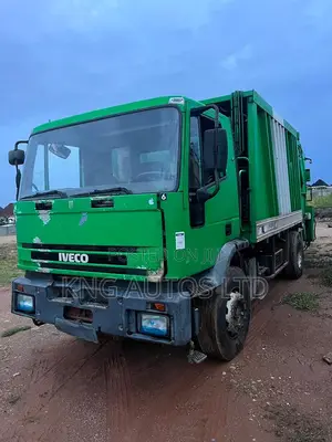 Iveco Dustbin Truck