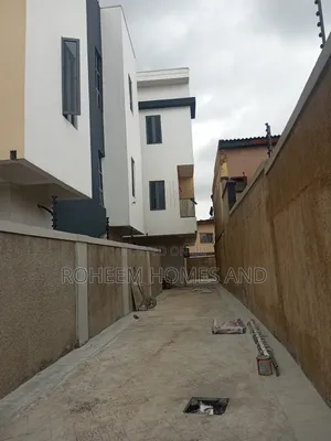 4bdrm Duplex in Secured Estate, Aguda / Ogba for sale