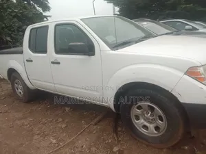 Nissan Frontier 2016 White