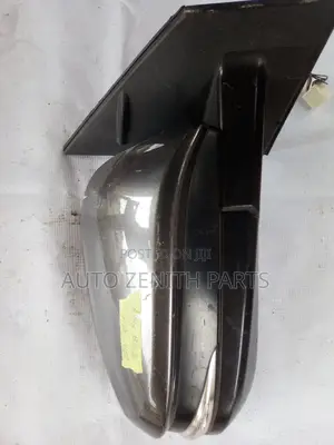 2013 - 2018 Toyota Rav4 Right Side Mirror