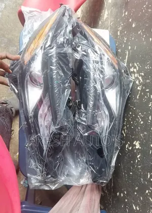 Head Camry 2018 Sport
