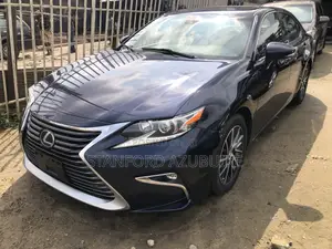 Lexus ES 2017 Green