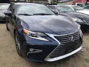 Lexus ES 2017 Green