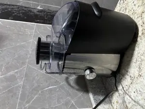Century Fruits Juicer