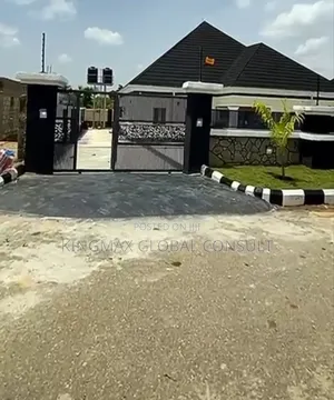 3bdrm Bungalow in Dakwo District Abuja for sale