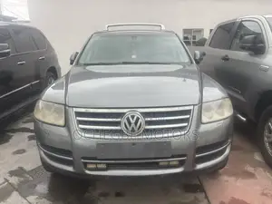 Volkswagen Touareg 2006 Gray
