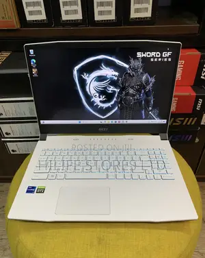 Laptop MSI MSI Sword 15 16GB Intel Core i7 SSD 1T