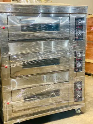 Photo - 6 Trays Gas Oven