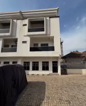 4bdrm Duplex in Maitama Abuja for sale