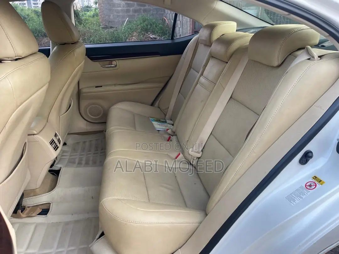 Lexus ES 350 FWD 2014 White