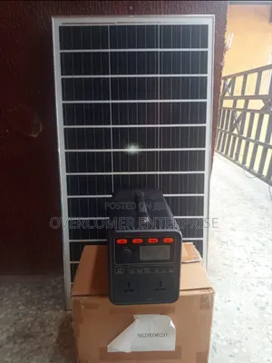 1500watts Solar Generator With 300watts Solar Panel