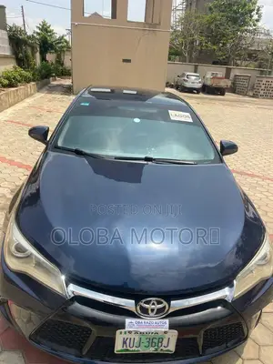 Toyota Camry SE 4dr Sedan (2.5L 4cyl 6A) 2016 Blue